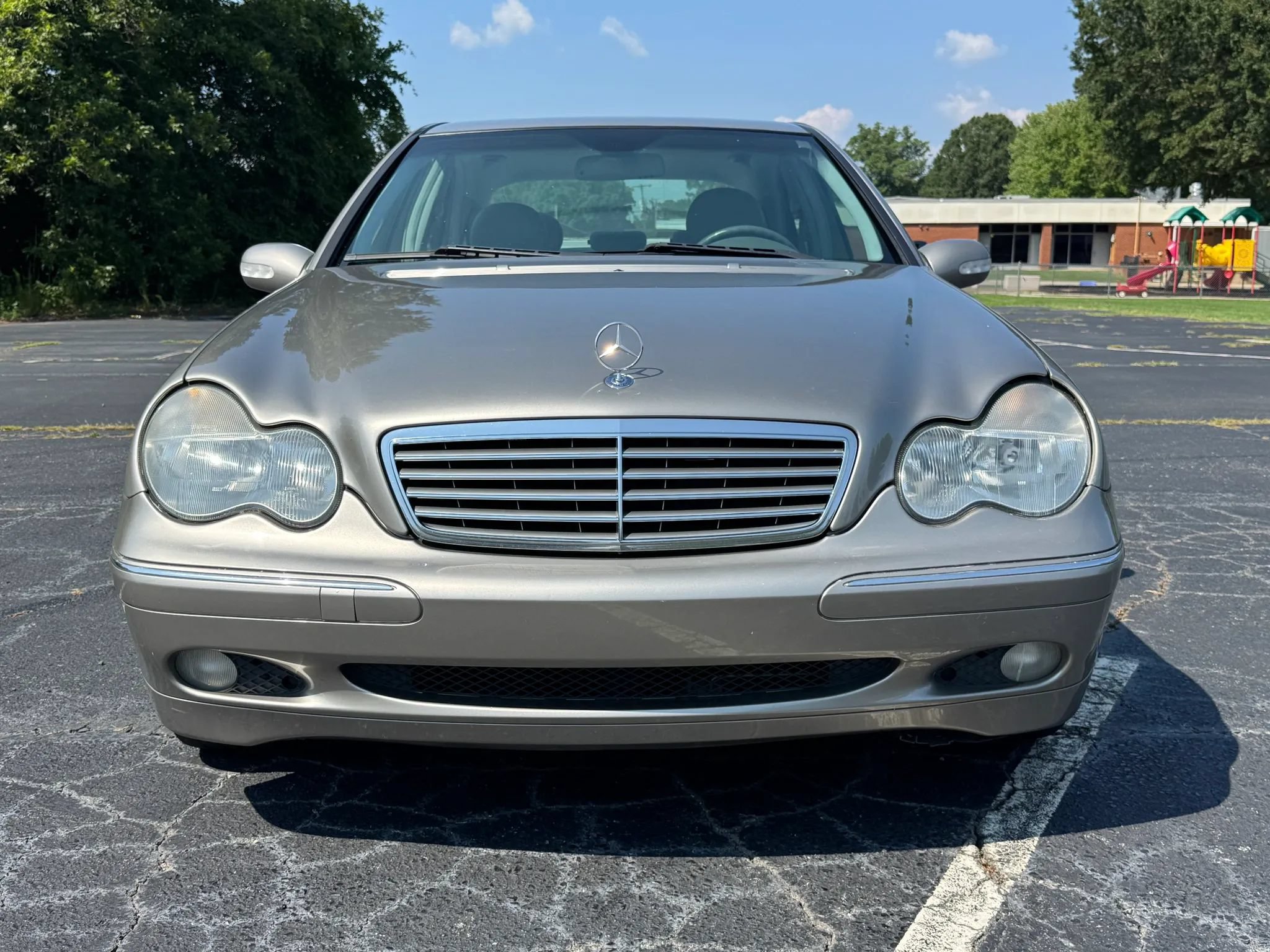Used 2004 Mercedes-Benz C 240 Sedan image 11