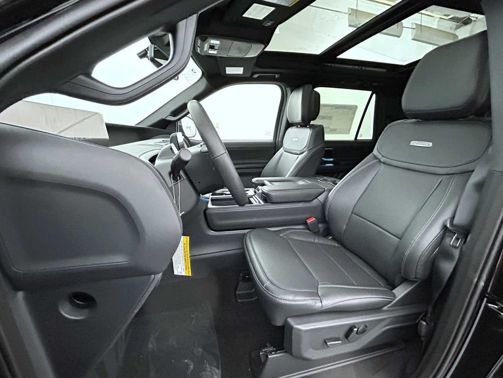 New 2026 Ford Expedition Platinum image 10