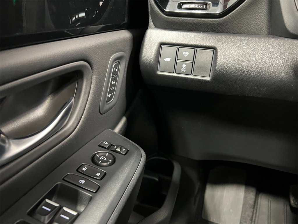 New 2025 Honda Pilot TrailSport image 17