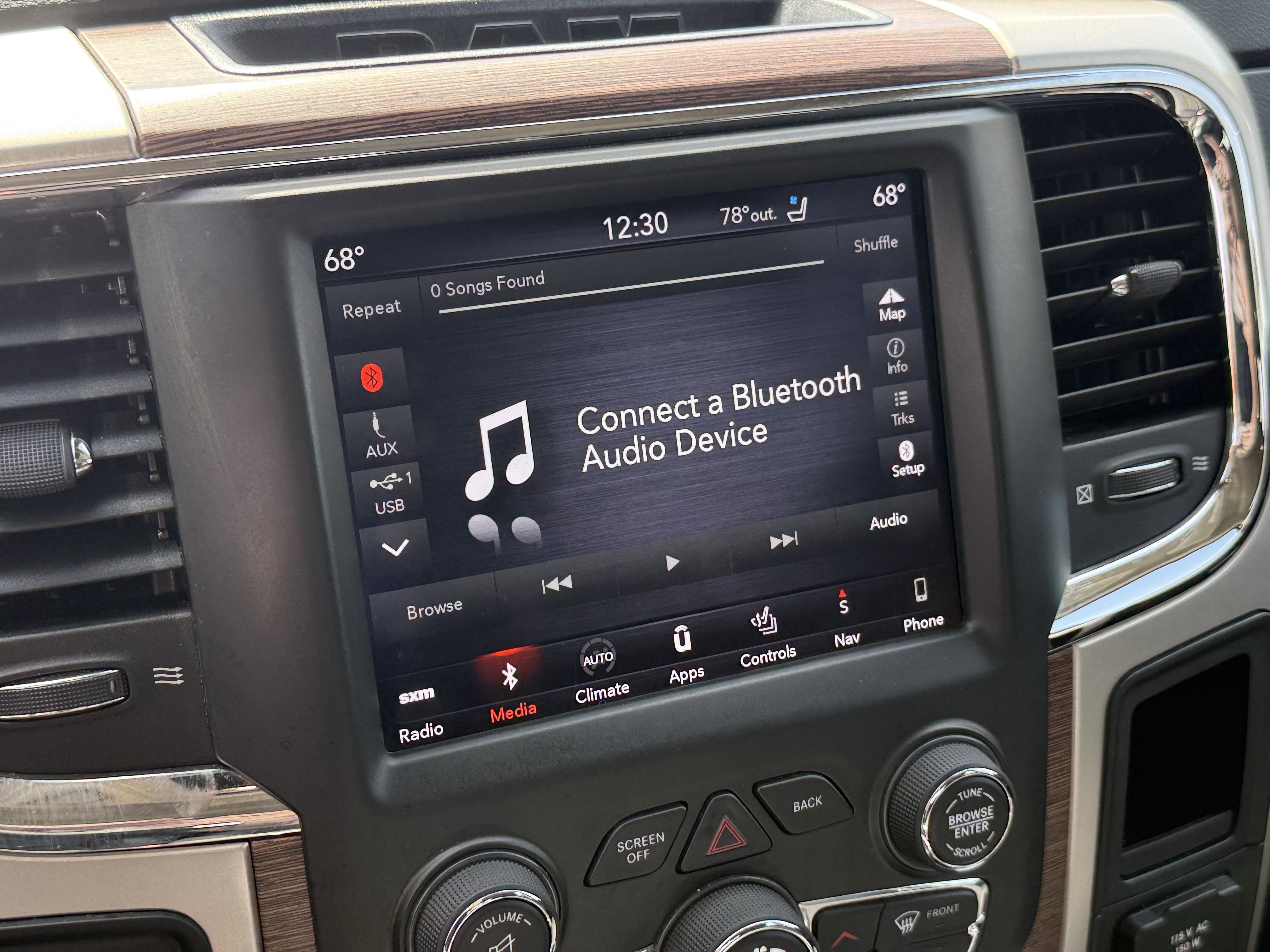 Used 2018 RAM 2500 Laramie image 19