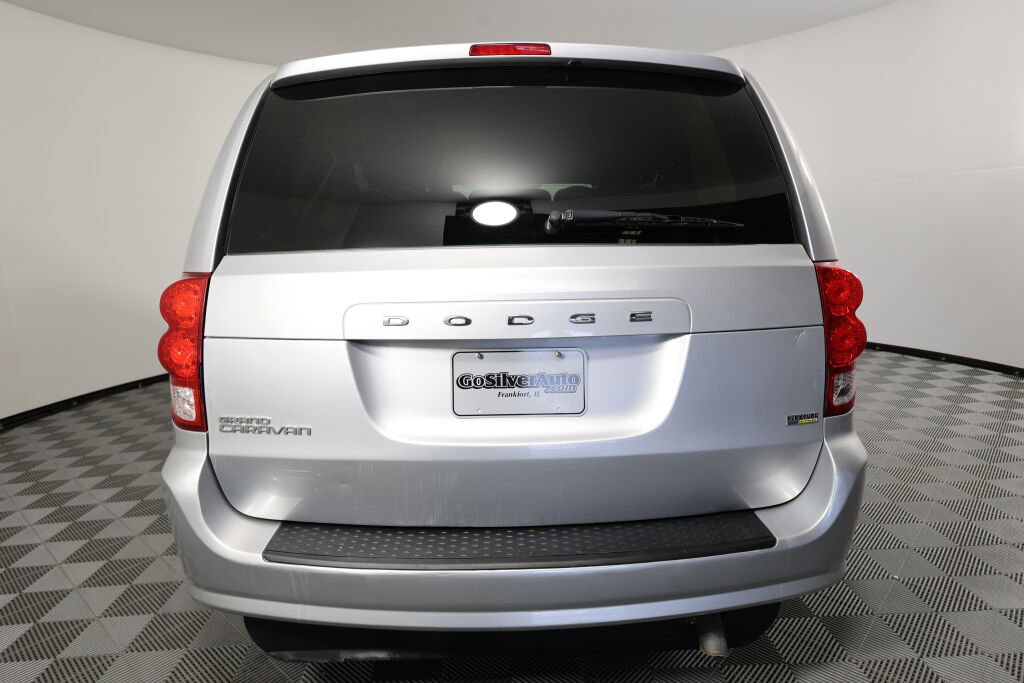 Used 2012 Dodge Grand Caravan SXT image 3