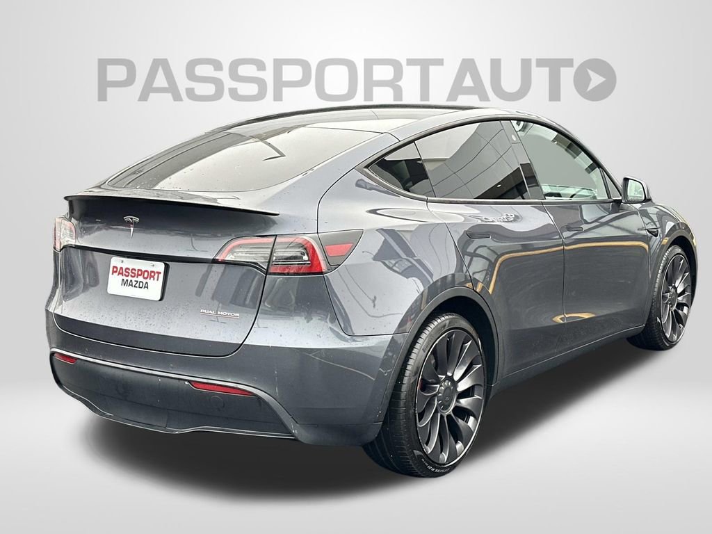 Used 2024 Tesla Model Y Long Range image 5
