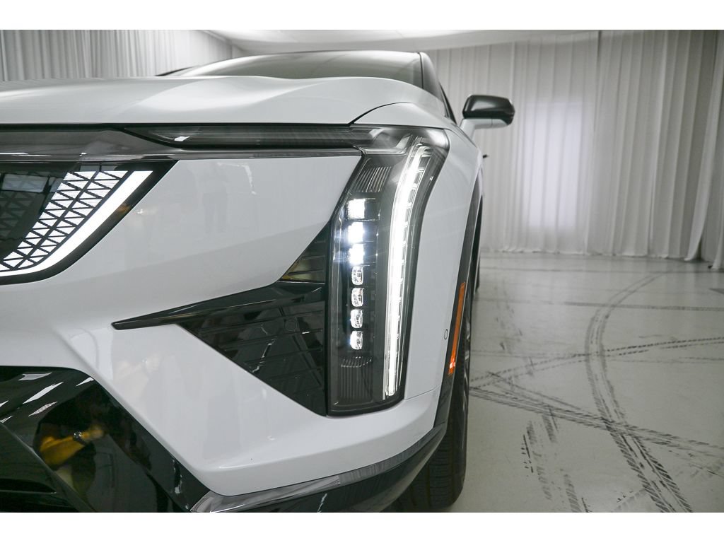 New 2027 Cadillac Optiq Sport AWD/4WD image 6