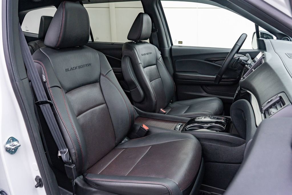 Certified 2022 Honda Pilot Black Edition image 27