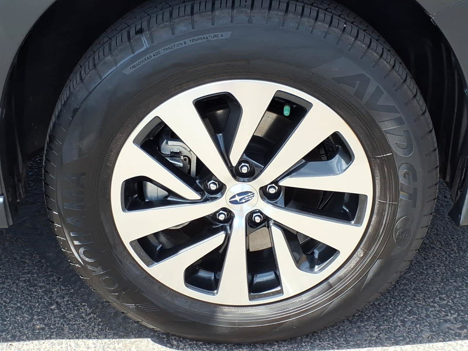 Certified 2025 Subaru Outback Premium w/ Popular Package #1A AWD/4WD image 10