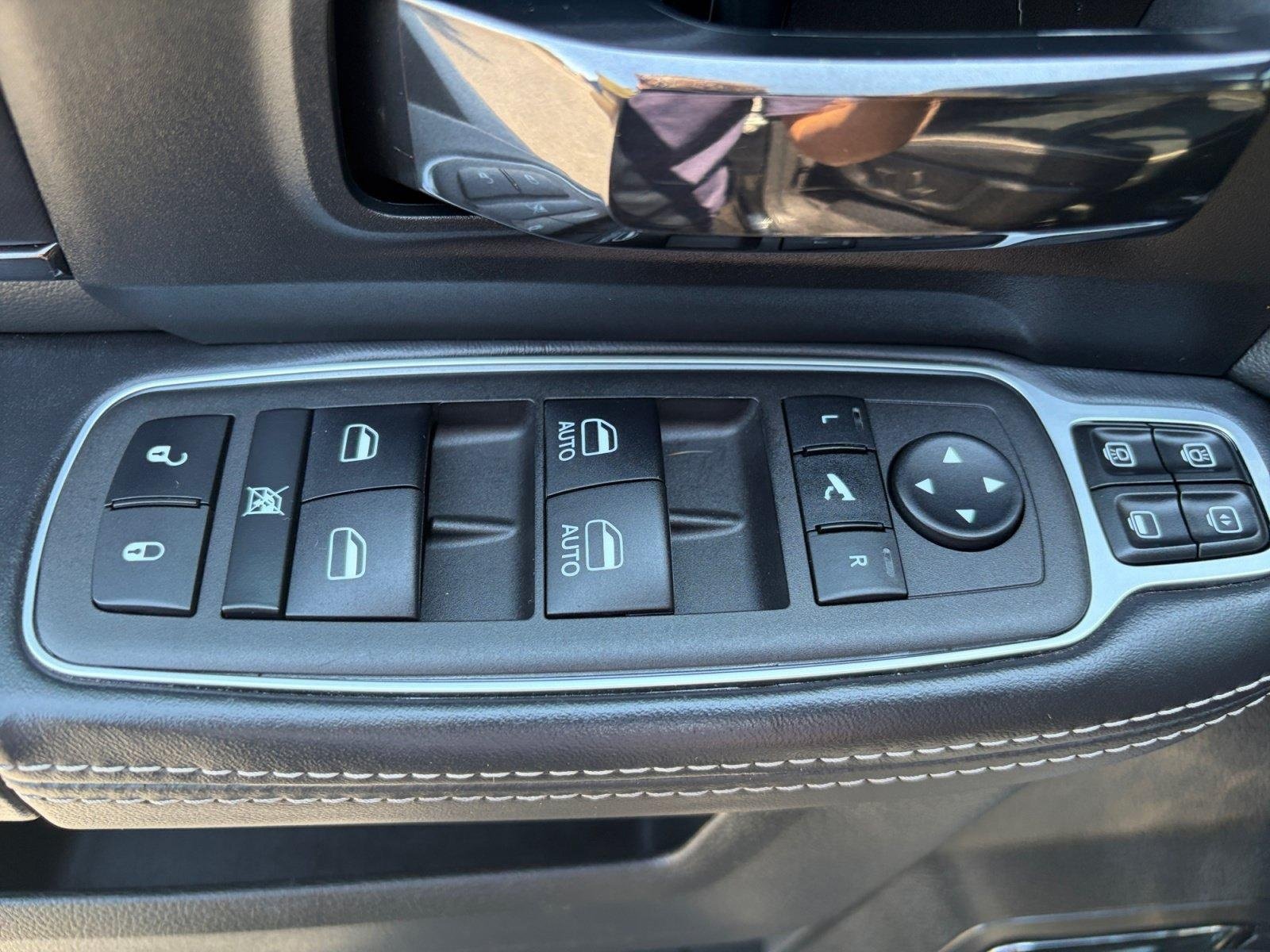 Used 2024 RAM 2500 Limited AWD/4WD image 14