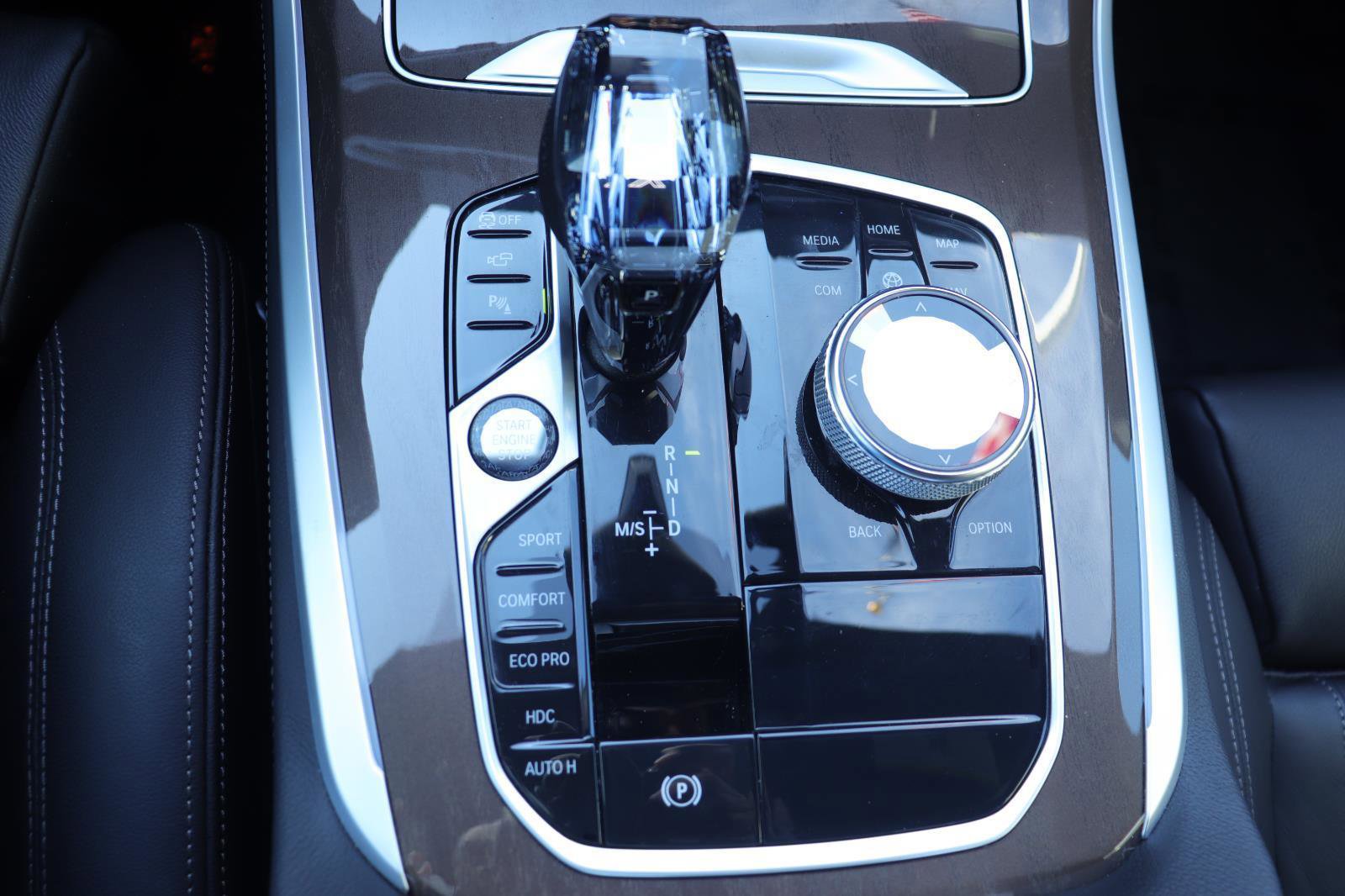 Used 2022 BMW X5 xDrive40i w/ M Sport Package image 39