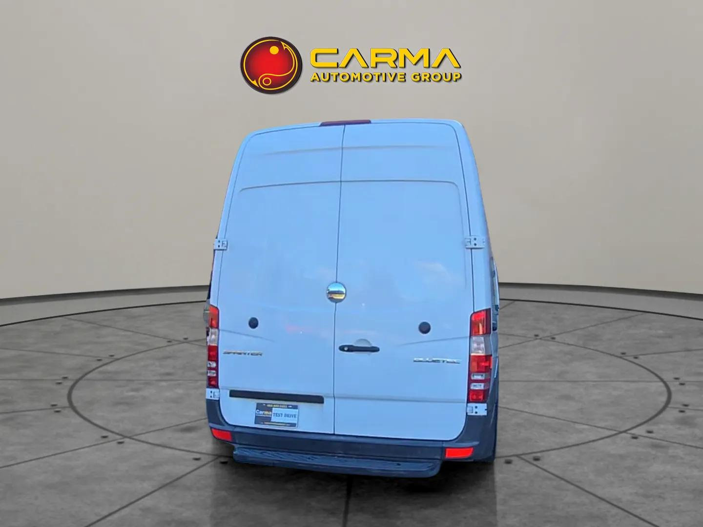 Used 2014 Freightliner Sprinter 3500 image 6