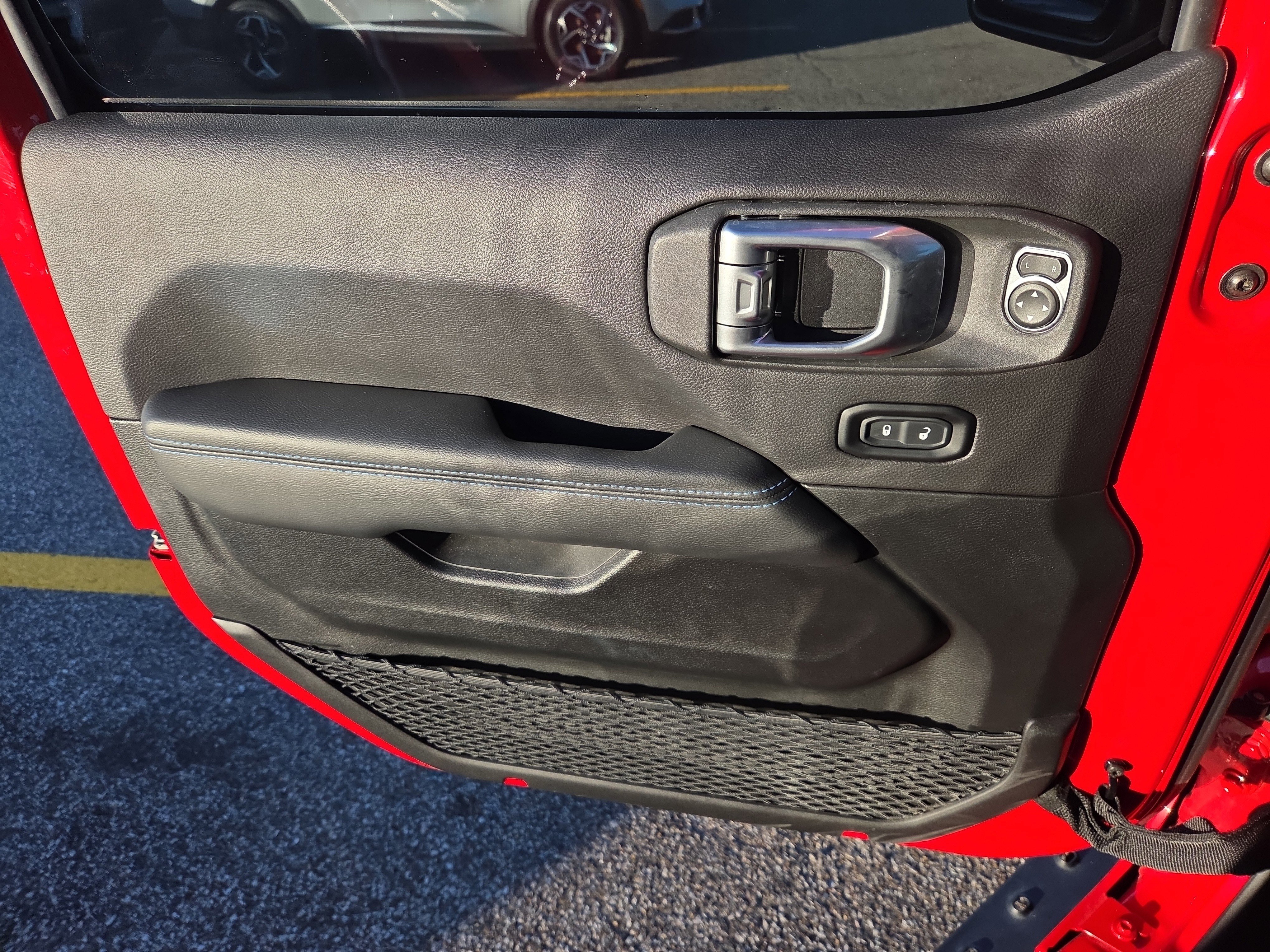 Used 2022 Jeep Wrangler Unlimited Rubicon 4xe w/ Cold Weather Group image 9