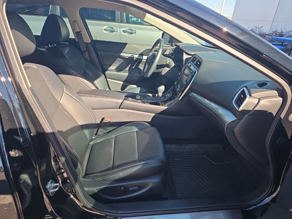 Used 2019 Nissan Maxima 3.5 SV w/ Floor Mat Group image 12