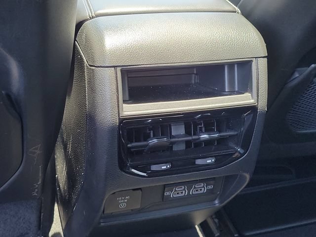 Used 2024 Jeep Grand Cherokee Altitude RWD image 17