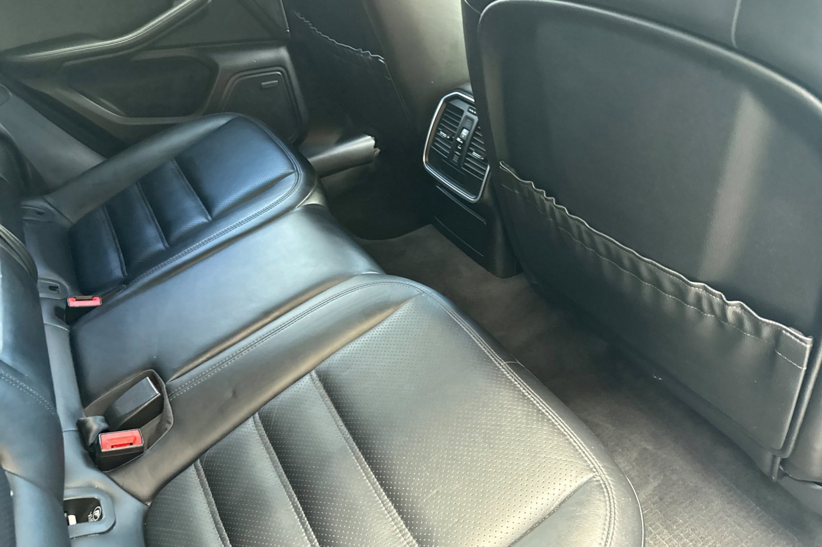 Used 2016 Porsche Macan Turbo image 30