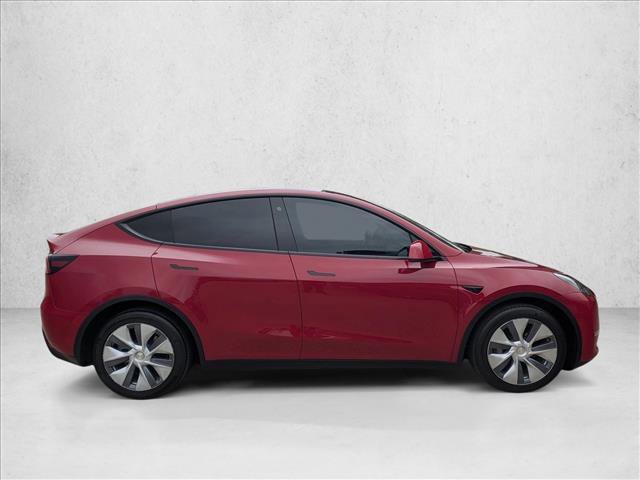 Used 2022 Tesla Model Y Long Range image 4