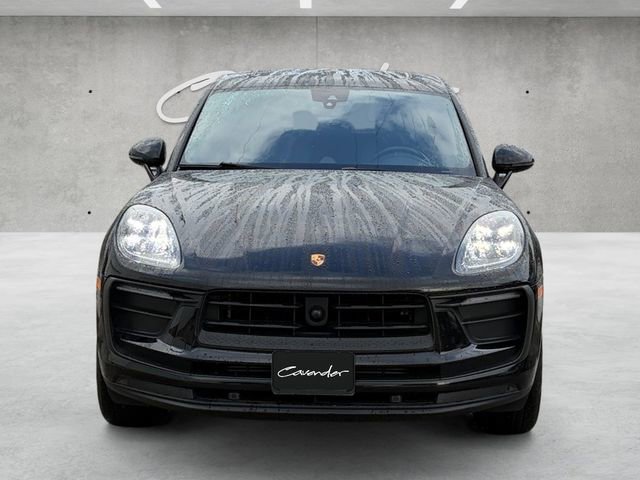 Used 2024 Porsche Macan AWD/4WD image 18