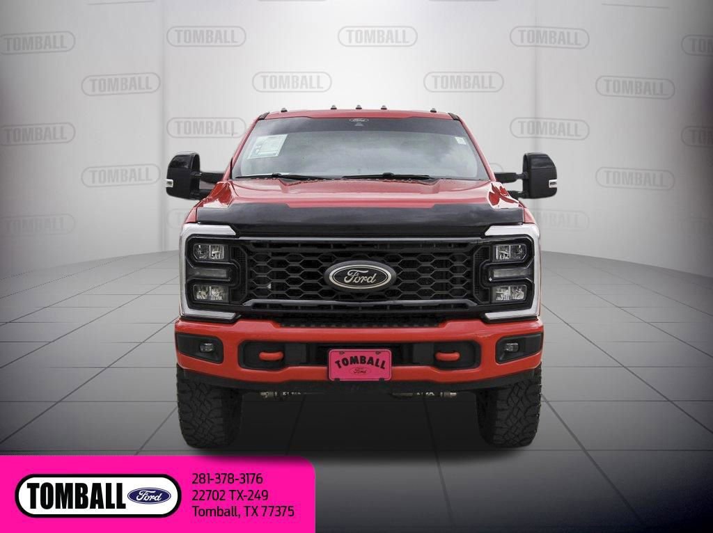 Used 2025 Ford F250 Lariat w/ Black Appearance Package image 2