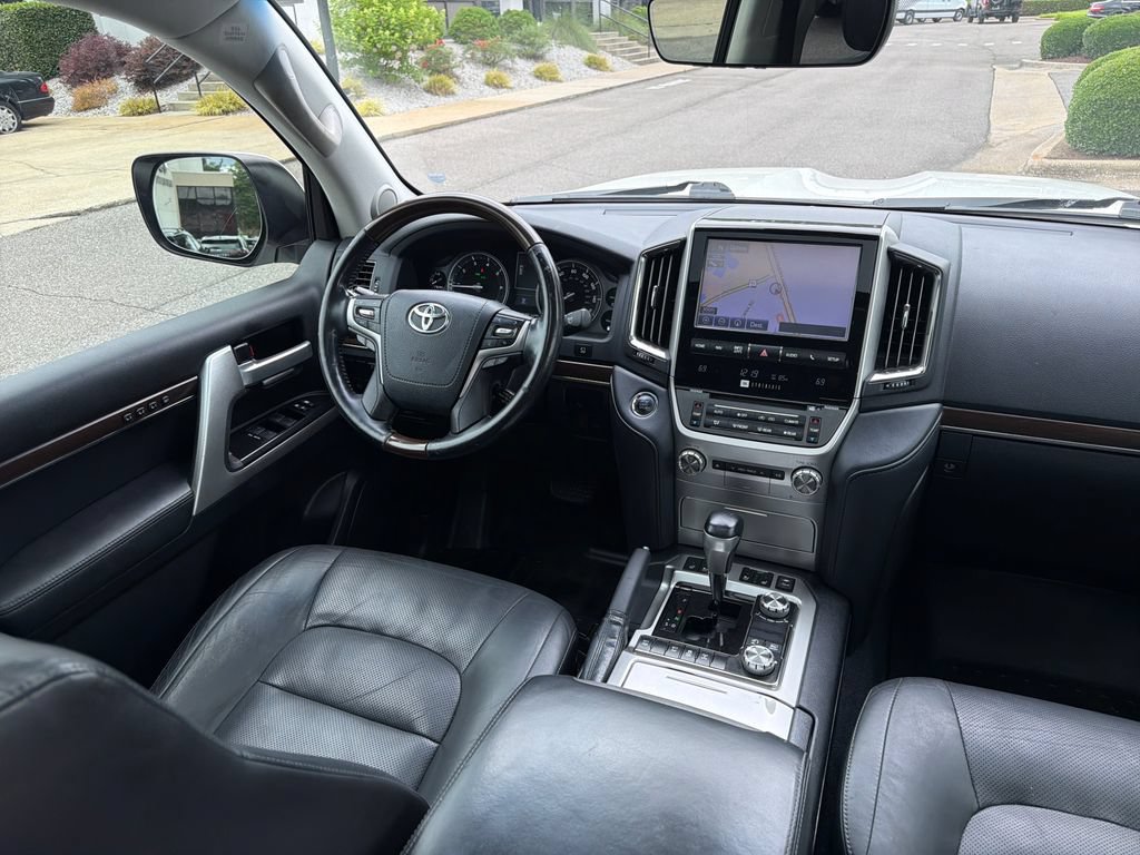 Used 2018 Toyota Land Cruiser AWD/4WD image 42