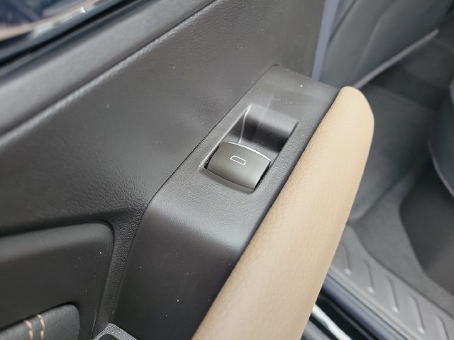 New 2026 GMC Canyon Denali AWD/4WD image 12