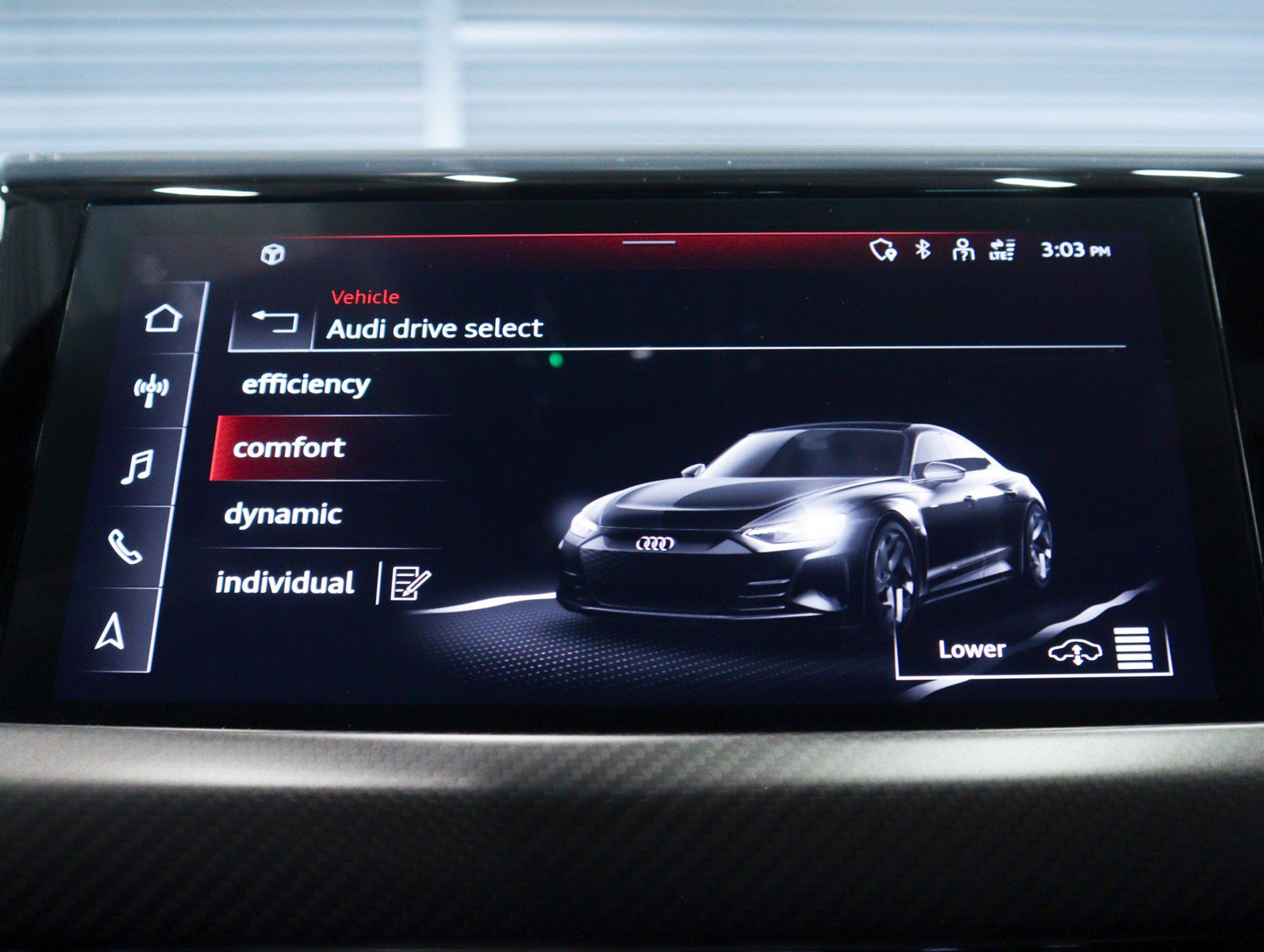 Used 2023 Audi RS e-tron GT w/ Carbon Performance Package image 23