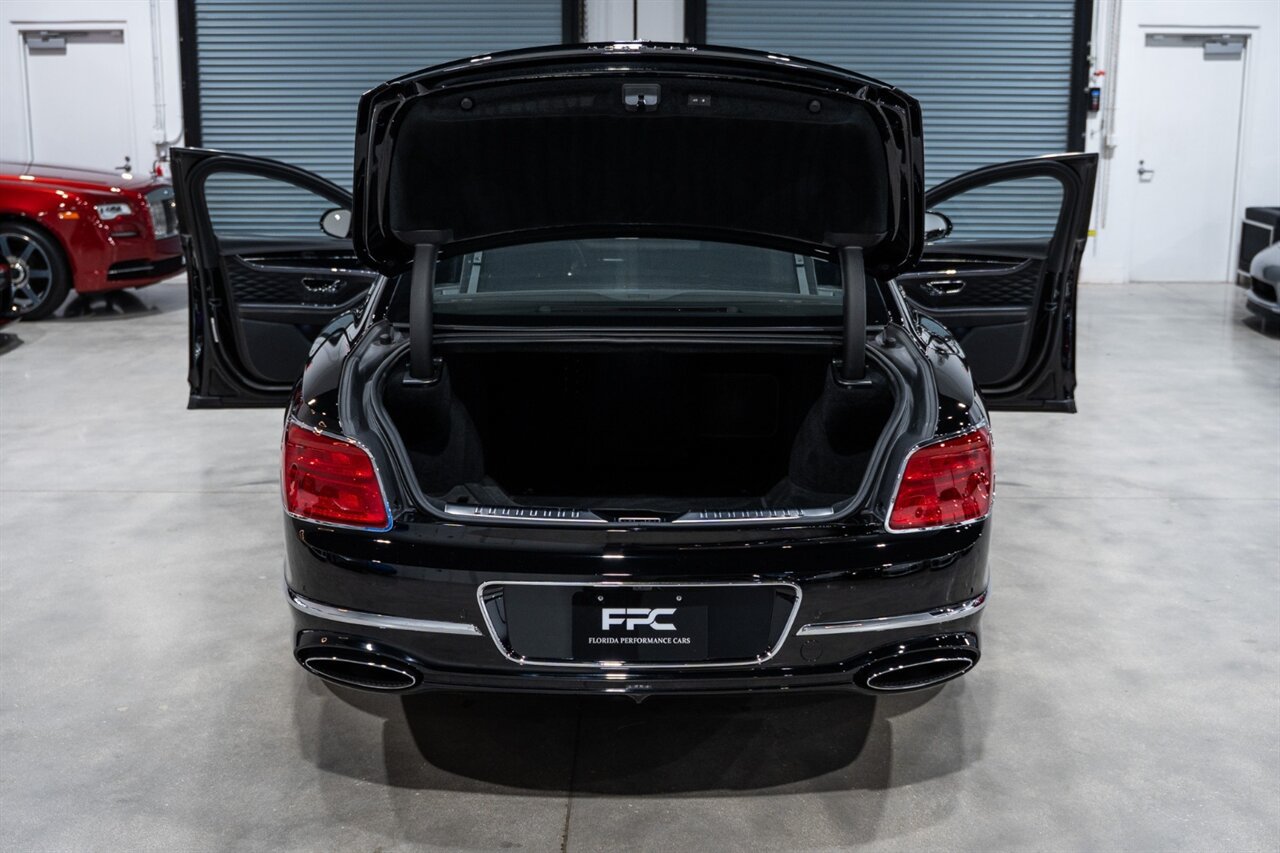 Used 2020 Bentley Flying Spur W12 AWD/4WD image 42