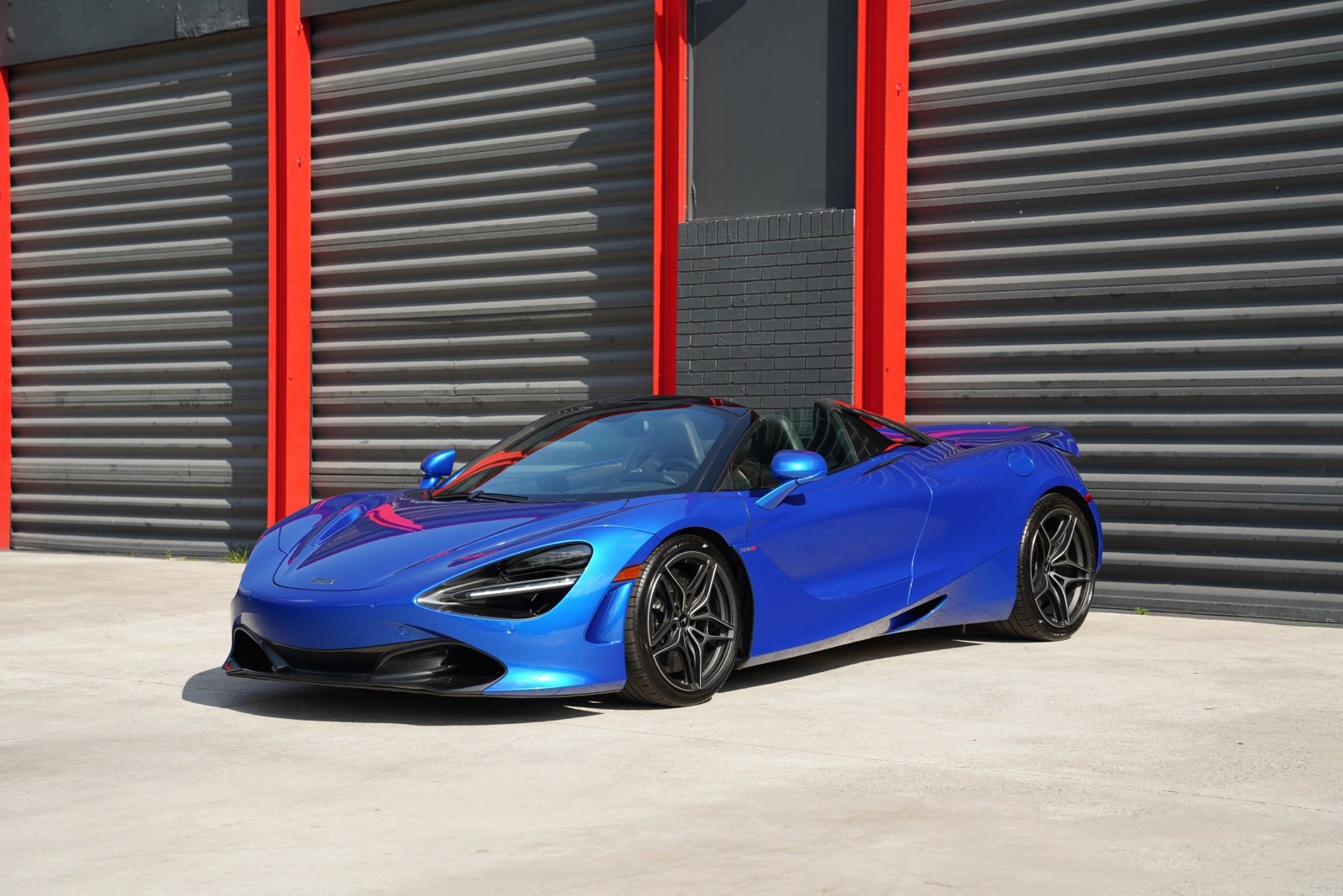 Used 2022 McLaren 720S Luxury image 13