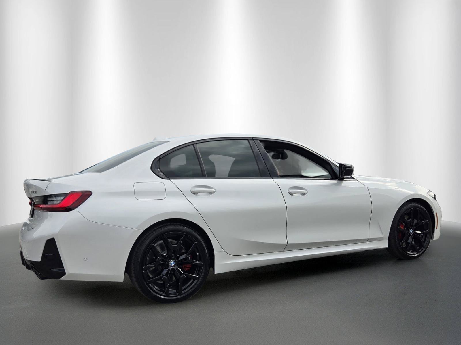 New 2026 BMW 330i Sedan w/ M Sport Package RWD image 7
