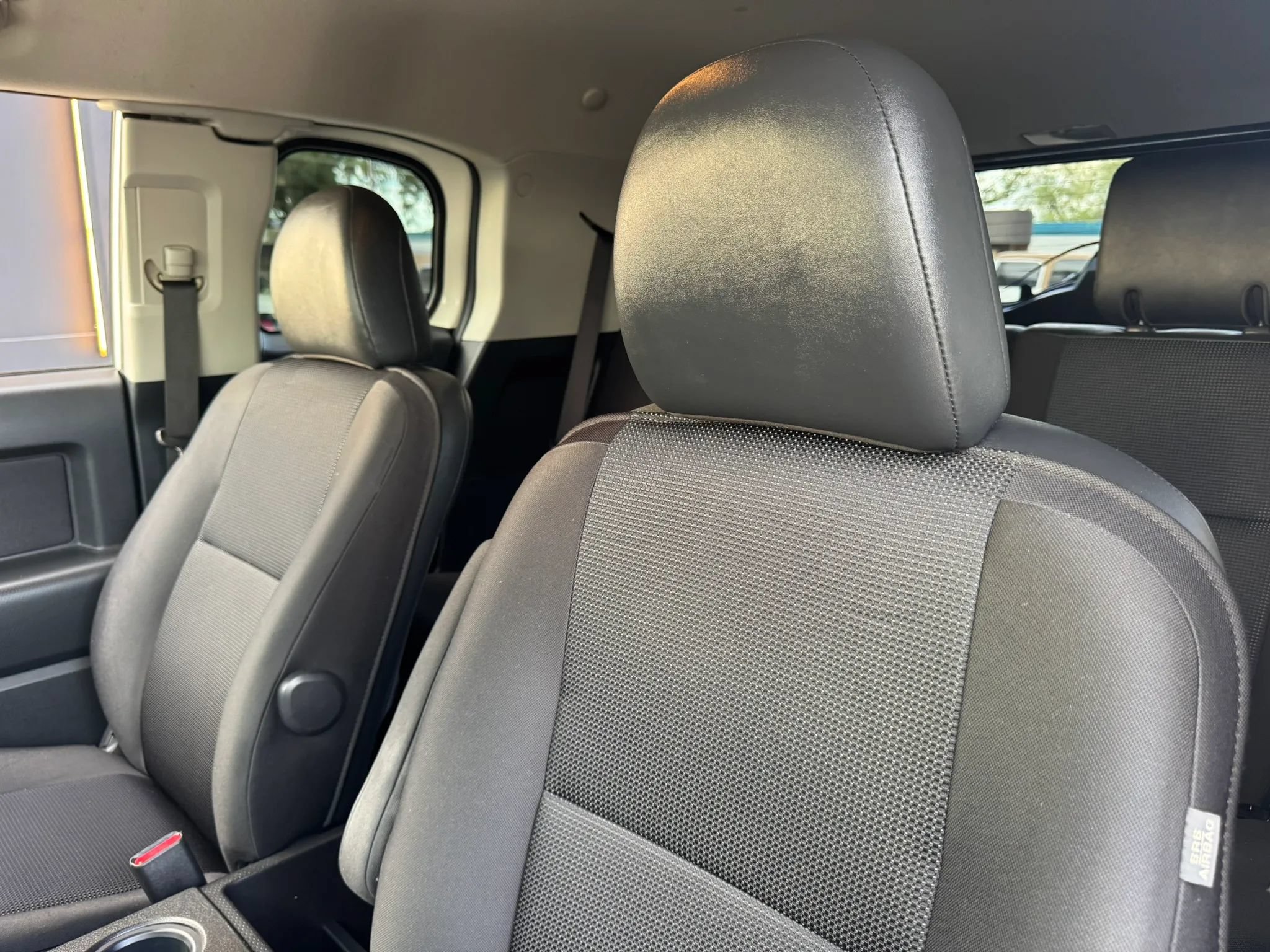 Used 2013 Toyota FJ Cruiser 2WD w/ Convenience Pkg image 12