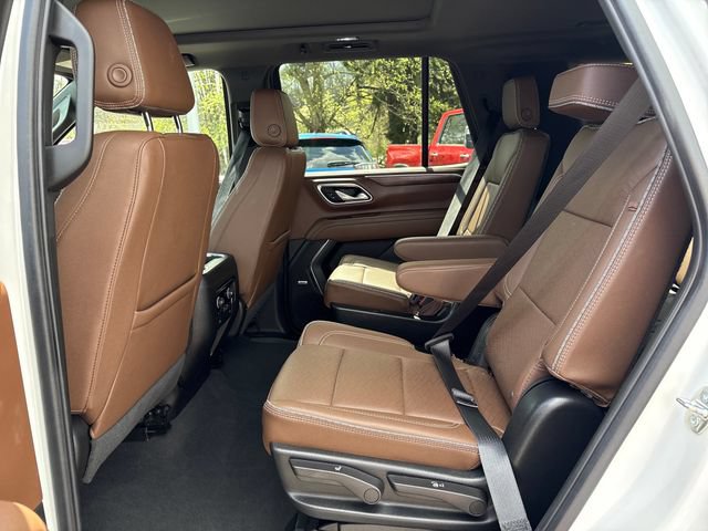 Used 2024 Chevrolet Tahoe High Country AWD/4WD image 31