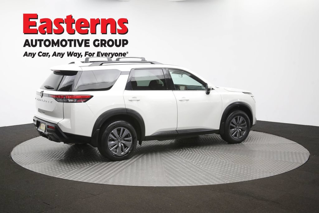 Used 2024 Nissan Pathfinder SV w/ SV Premium Package AWD/4WD image 47