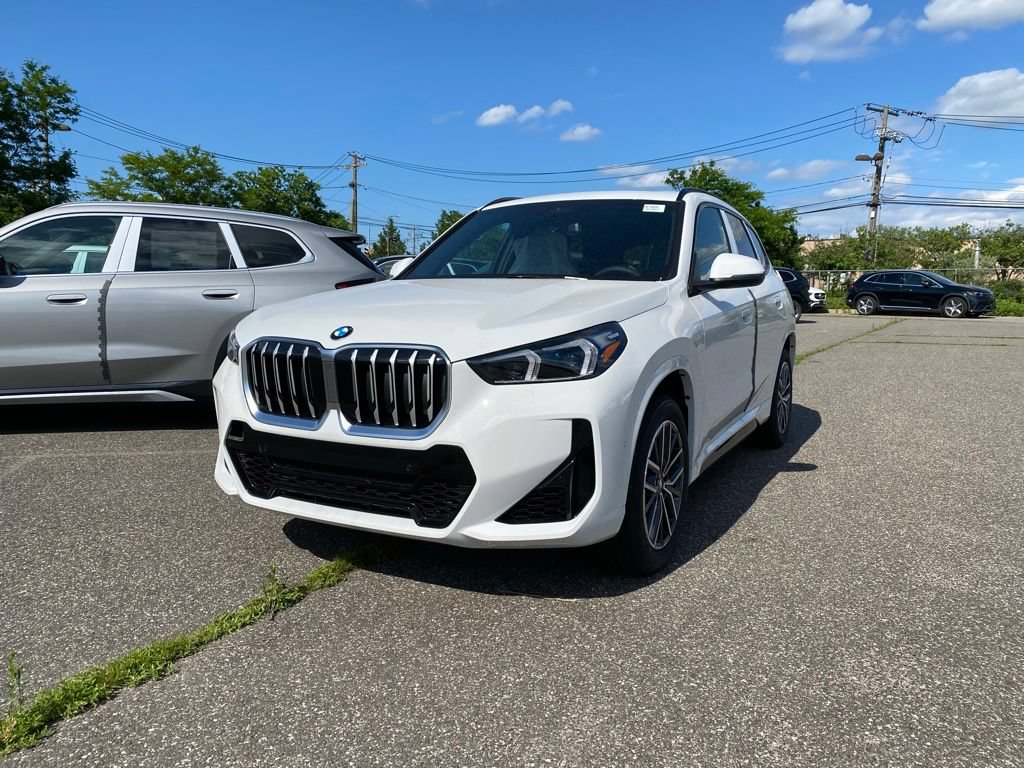 New 2026 BMW X1 xDrive28i w/ M Sport Package