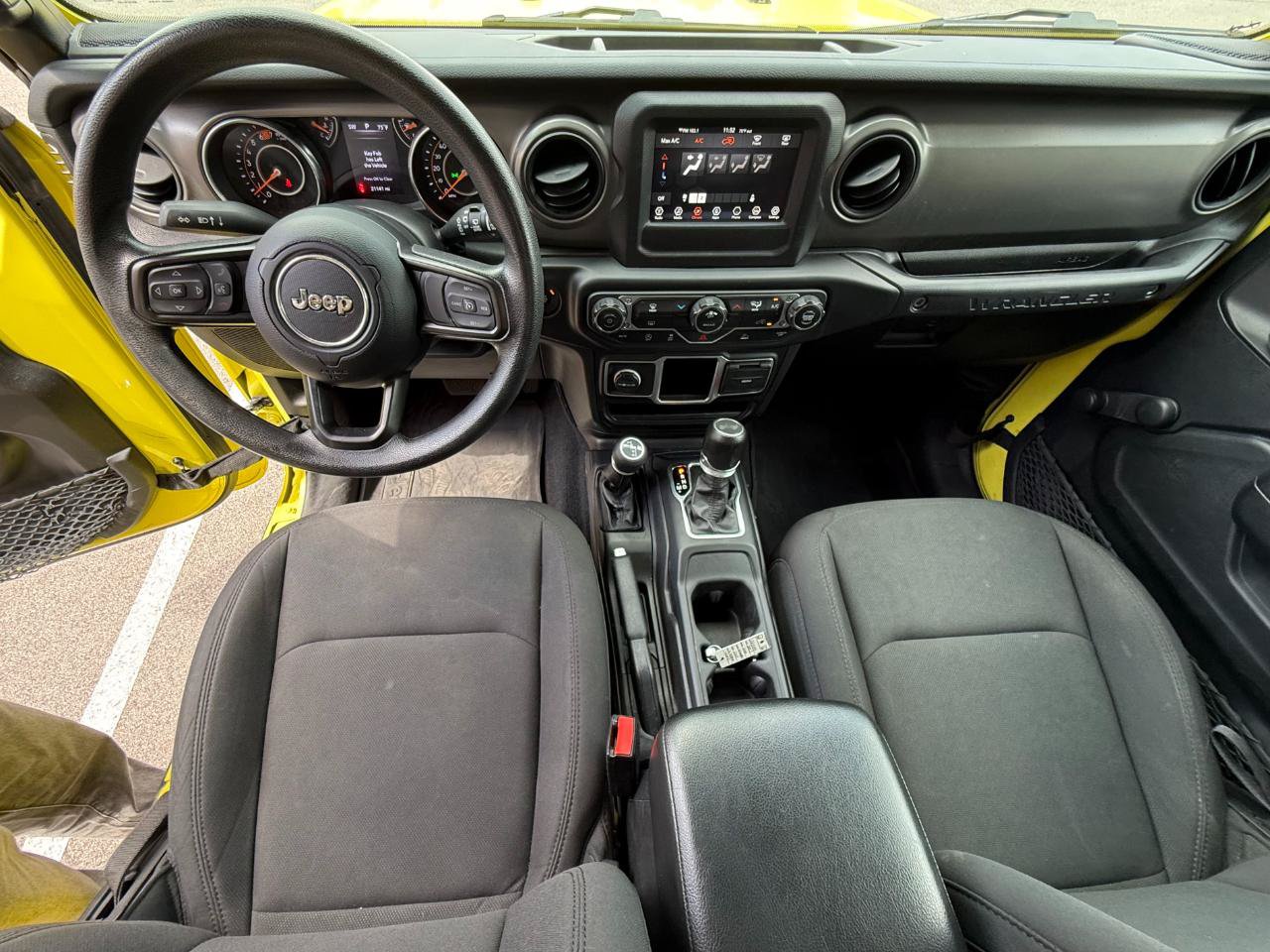 Used 2023 Jeep Wrangler Sport AWD/4WD image 9