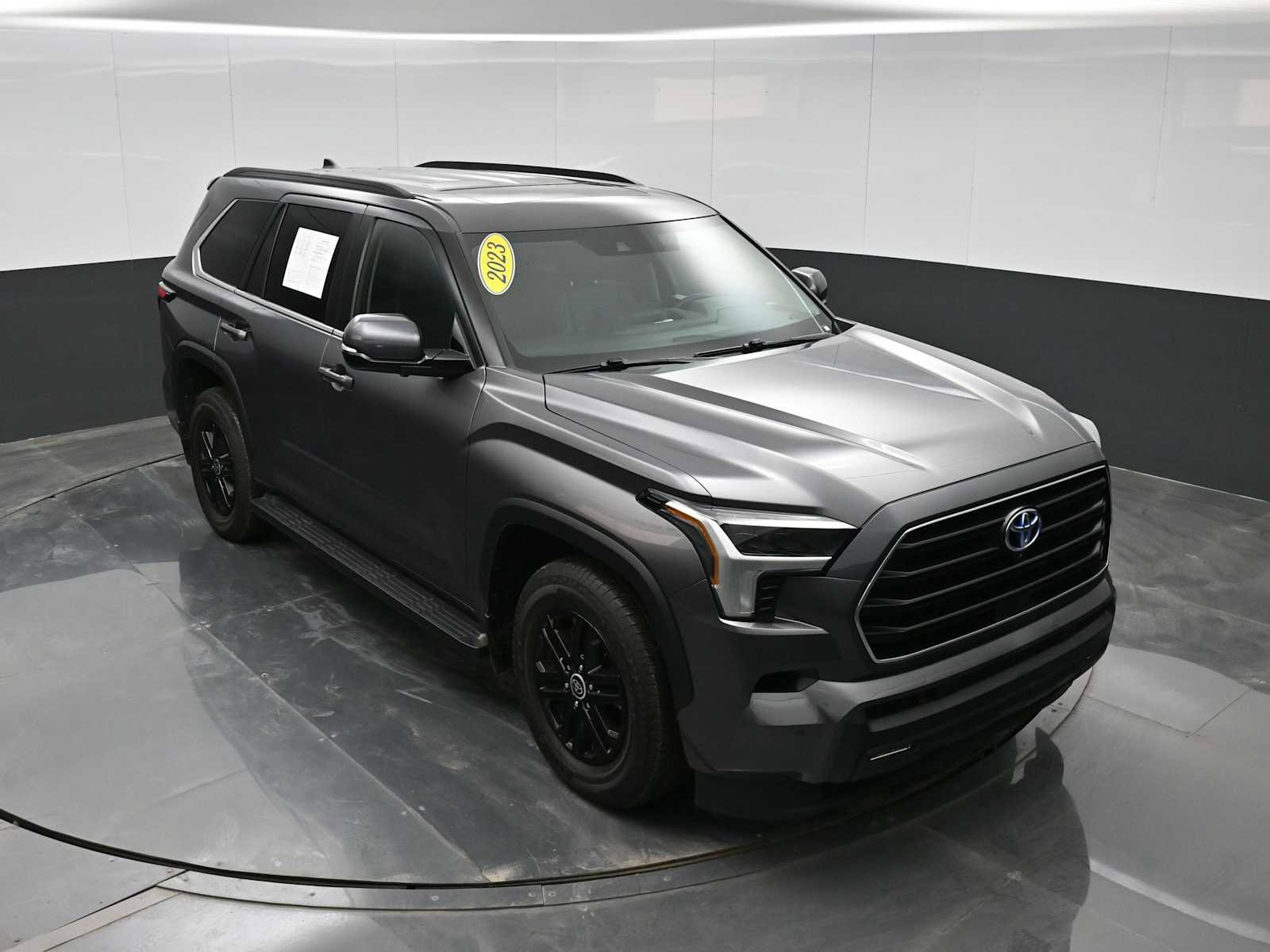 Used 2024 Toyota Sequoia SR5 image 24