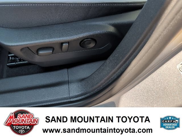 Used 2024 Buick Envision Sport Touring AWD/4WD image 17