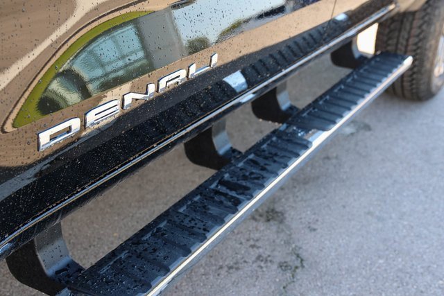 New 2026 GMC Canyon Denali image 6