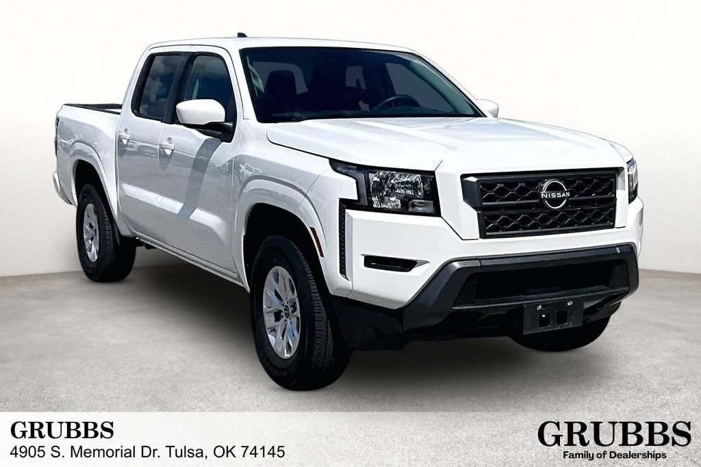 Used 2024 Nissan Frontier SV