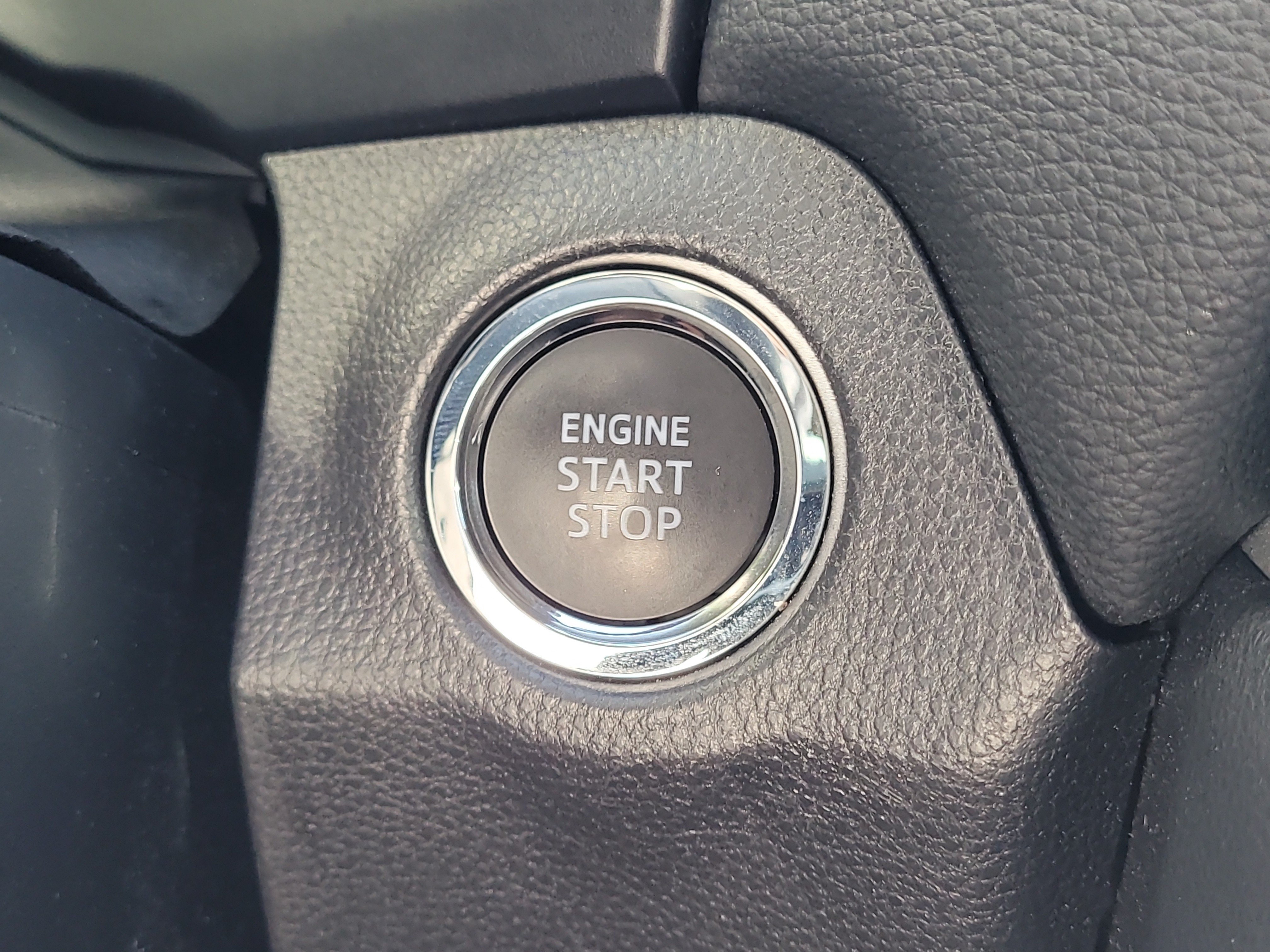Certified 2025 Toyota RAV4 XLE Premium AWD/4WD image 30