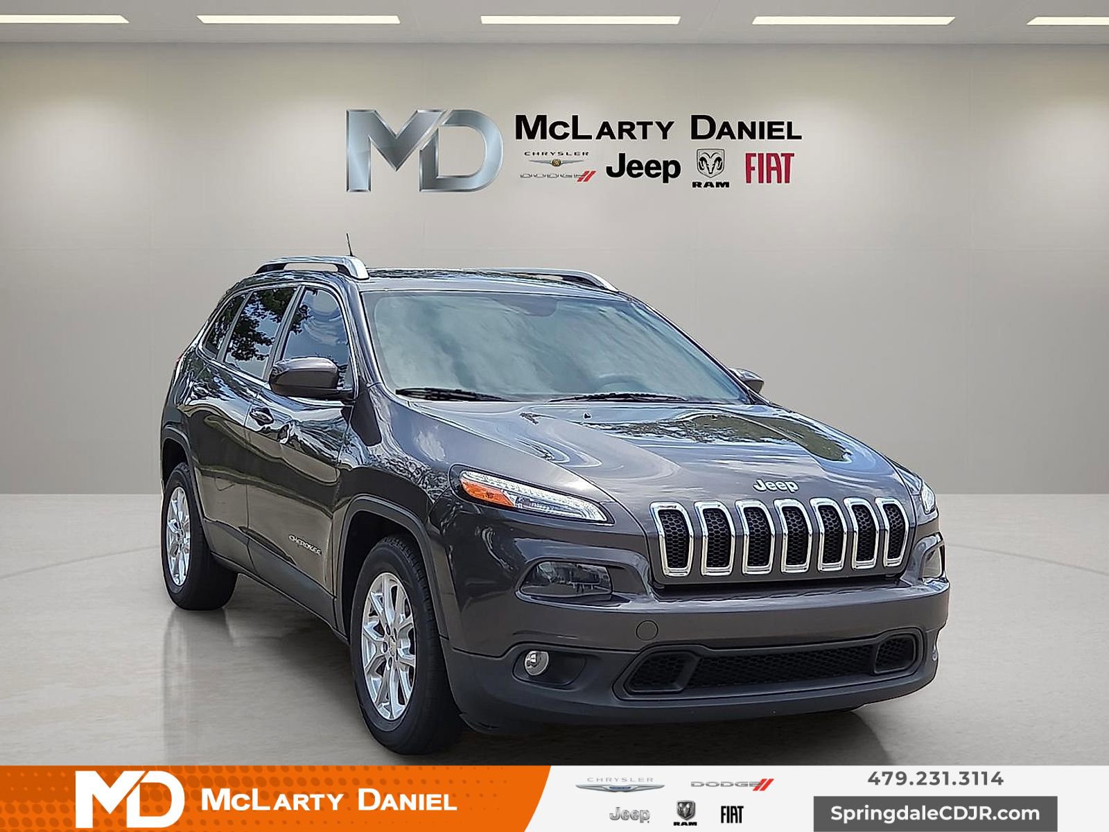 Used 2015 Jeep Cherokee Latitude w/ Comfort/Convenience Group