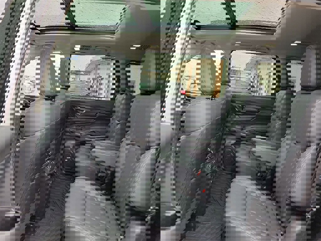 Certified 2025 Subaru Ascent Bronze Edition image 13