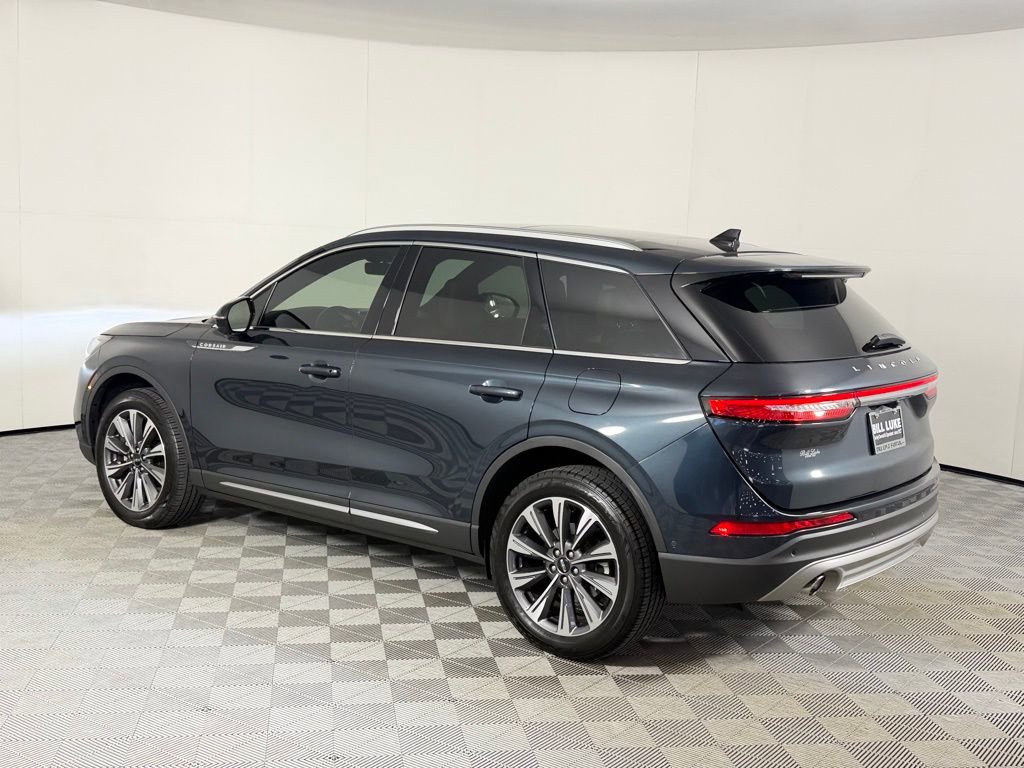 Used 2022 Lincoln Corsair Reserve w/ Equipment Group 201A FWD image 9