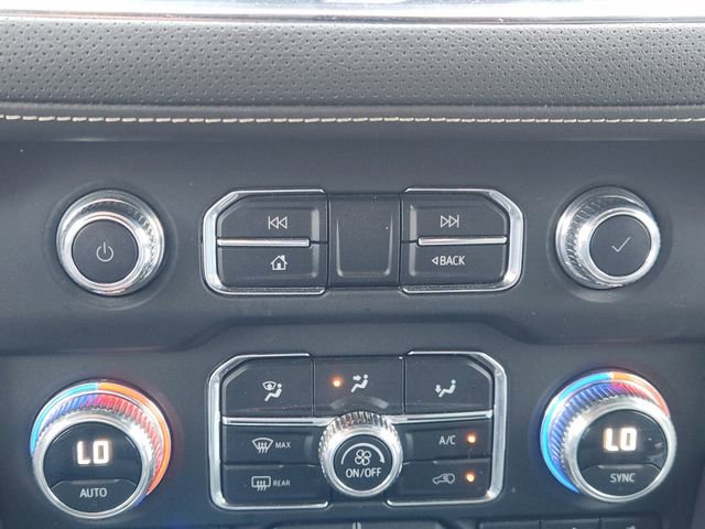 Used 2023 GMC Yukon XL SLT AWD/4WD image 17