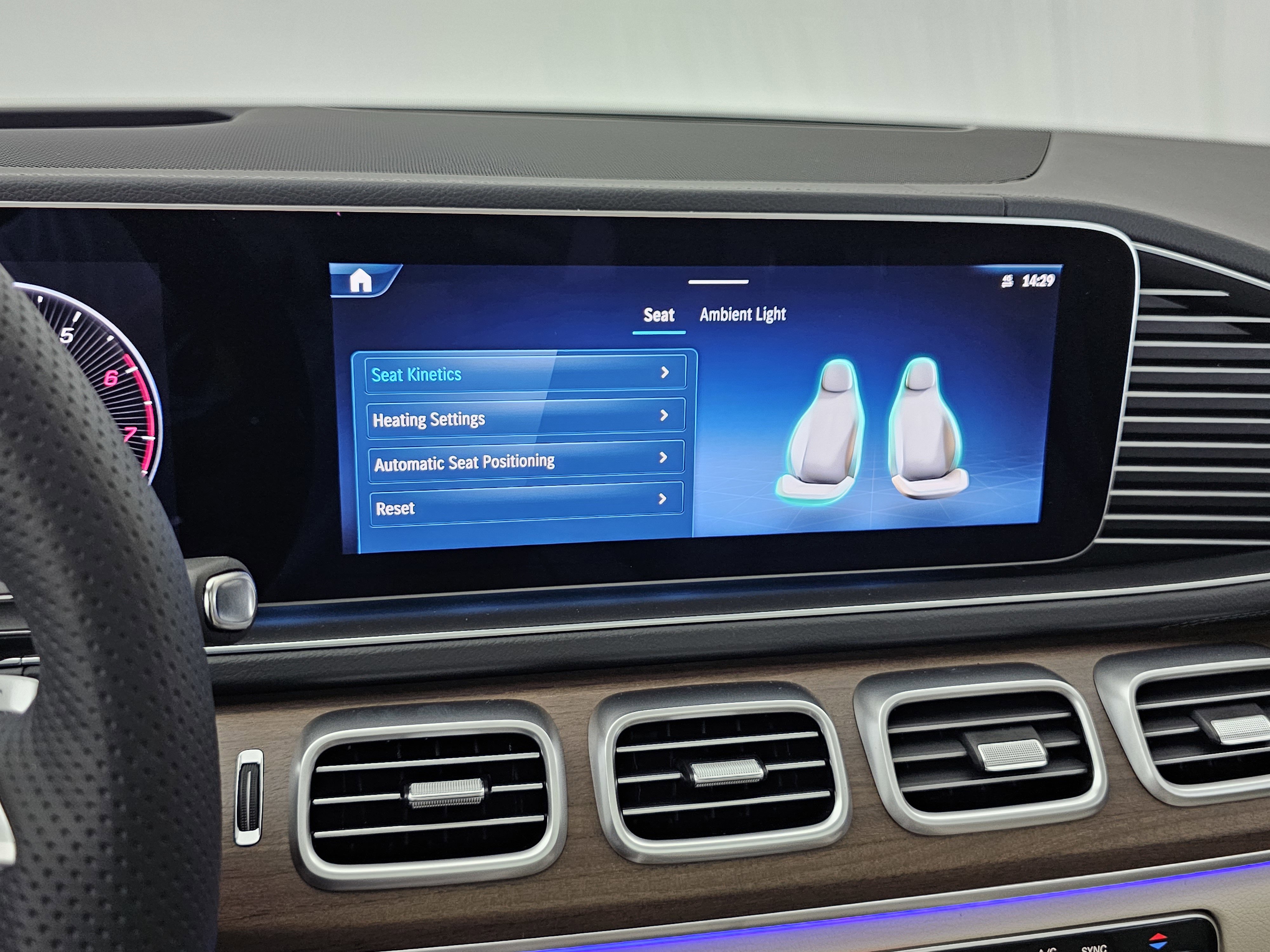 New 2026 Mercedes-Benz GLS 450 4MATIC image 50