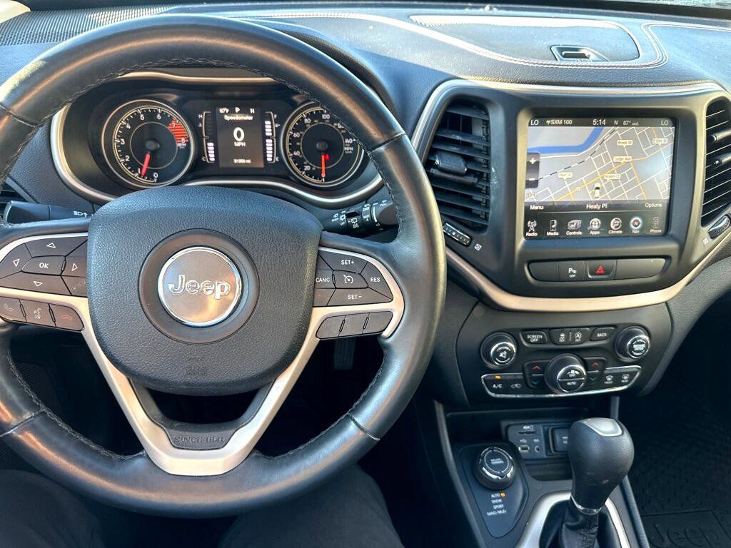 Used 2016 Jeep Cherokee 75th Anniversary image 33