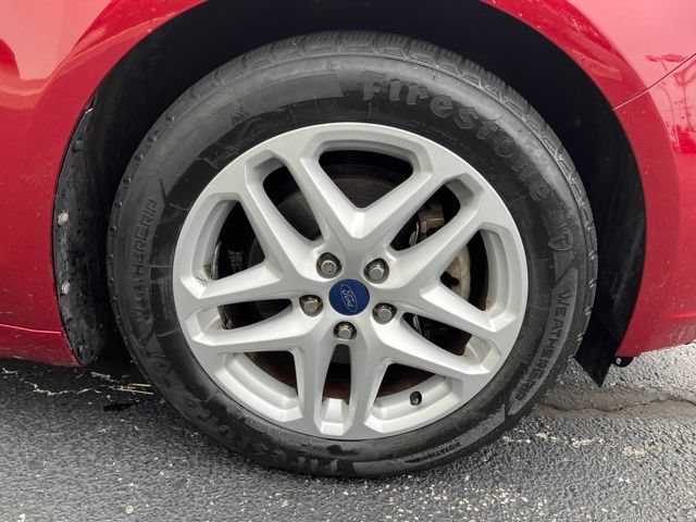 Used 2014 Ford Fusion SE FWD image 18