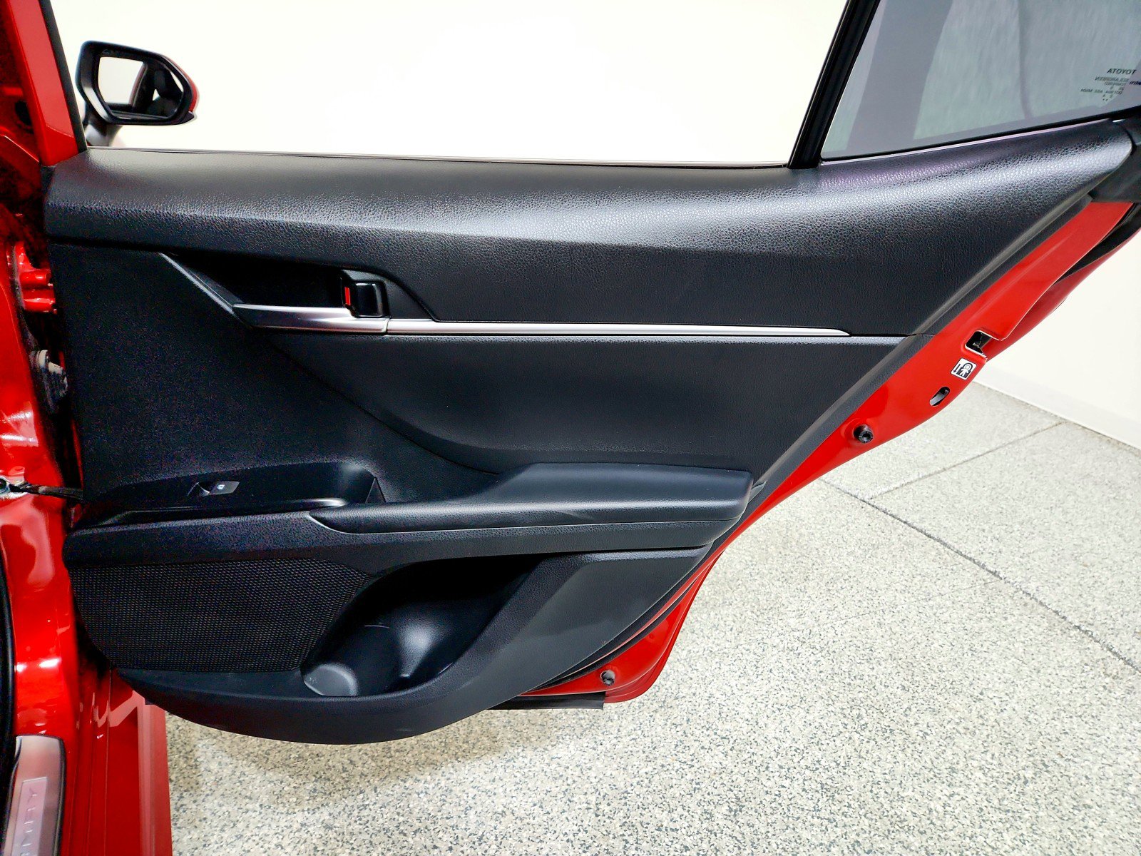 Used 2019 Toyota Camry SE image 23