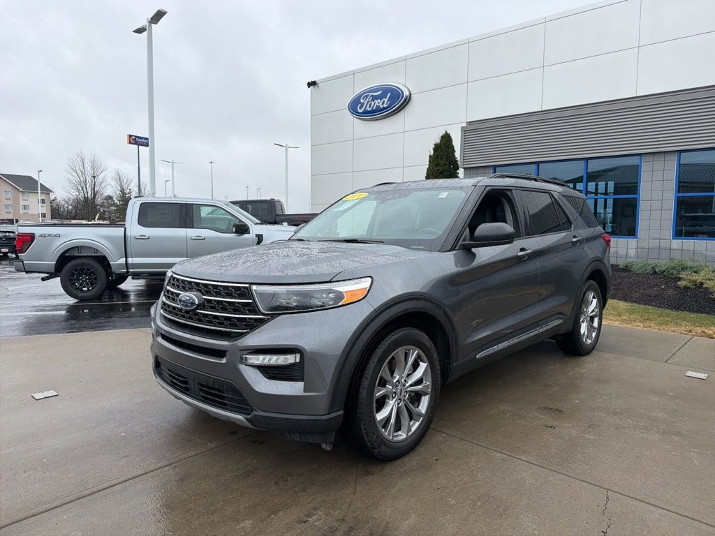 Used 2021 Ford Explorer XLT w/ Equipment Group 202A image 12