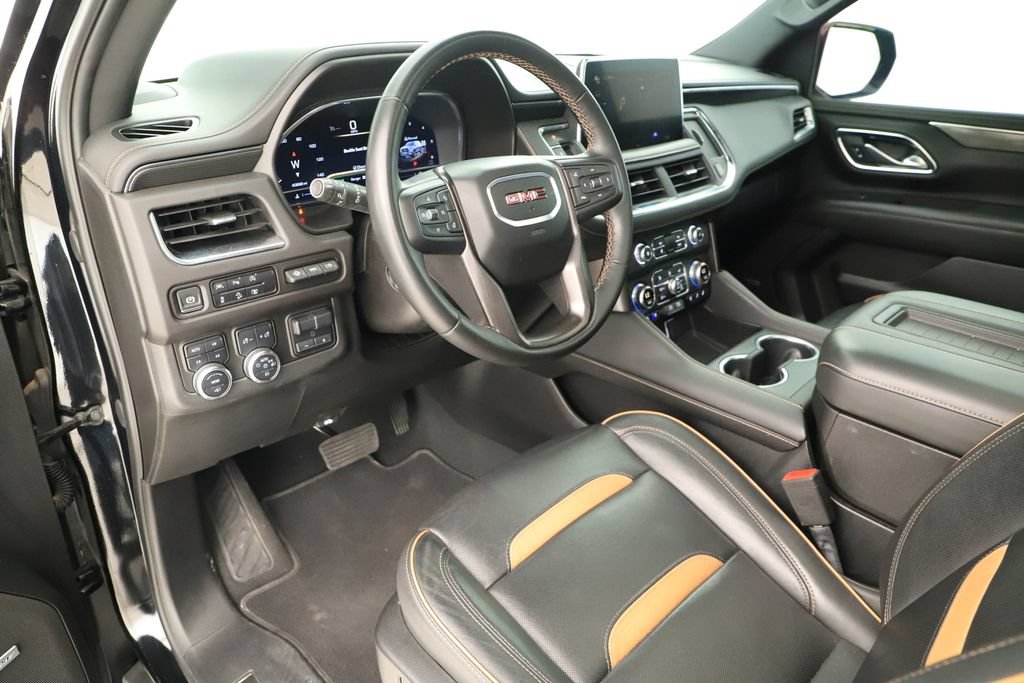 Used 2024 GMC Yukon AT4 w/ AT4 Premium Plus Package AWD/4WD image 15