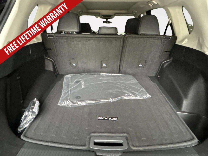 New 2026 Nissan Rogue SV image 18