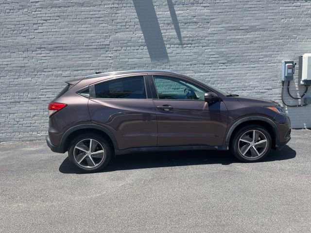Used 2022 Honda HR-V EX image 2