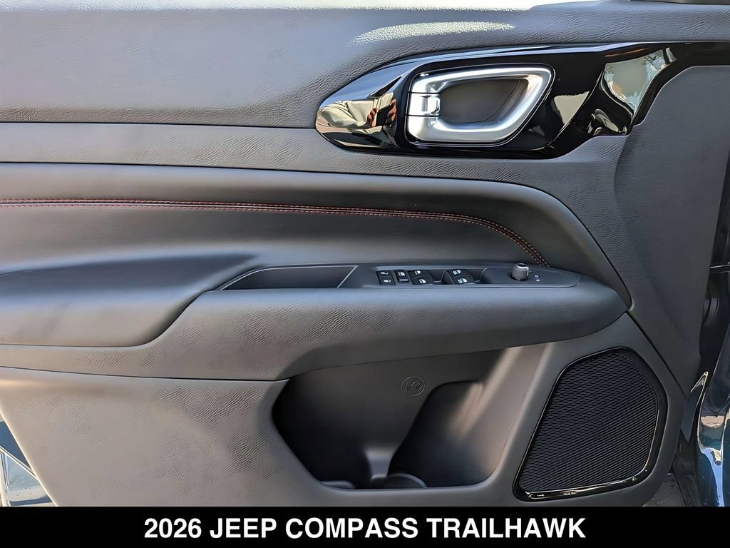 New 2026 Jeep Compass Trailhawk w/ Trailer Tow Group AWD/4WD image 28