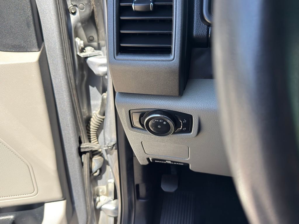 Used 2020 Ford F250 XL w/ STX Appearance Package image 16