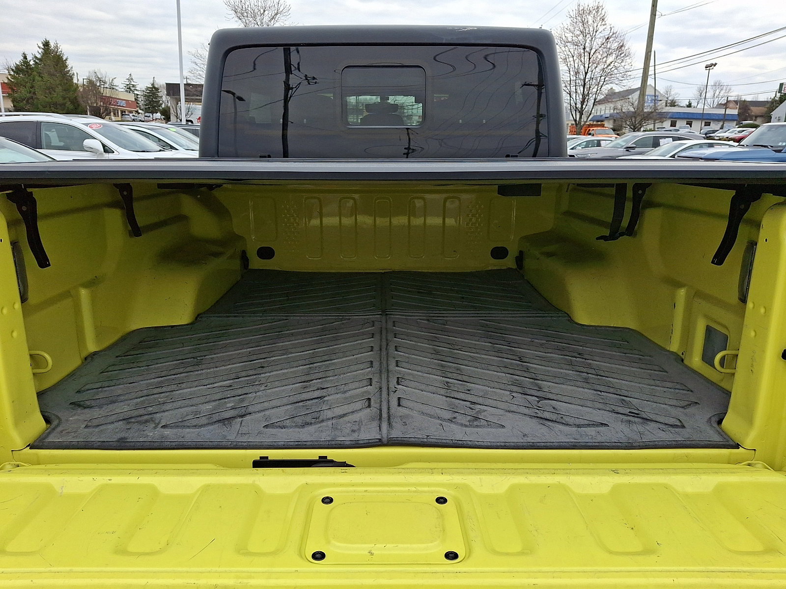 Used 2023 Jeep Gladiator Overland AWD/4WD image 29